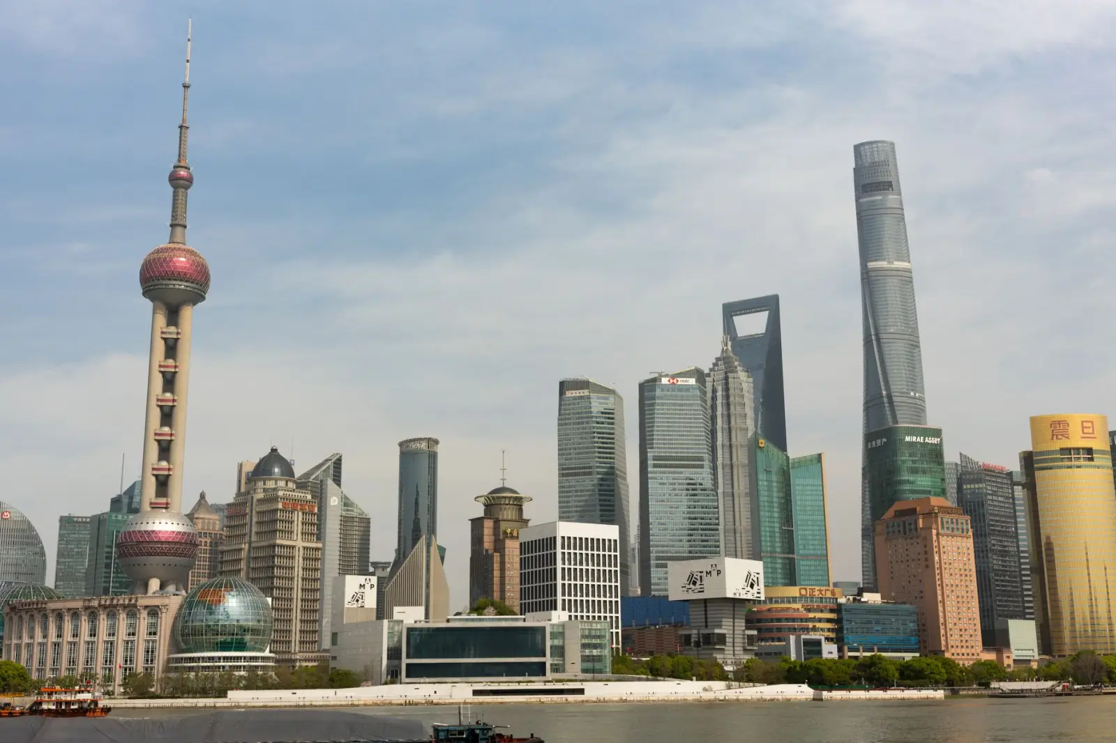 2024年无线麦克风在教室场景中的选型对比与性能分析