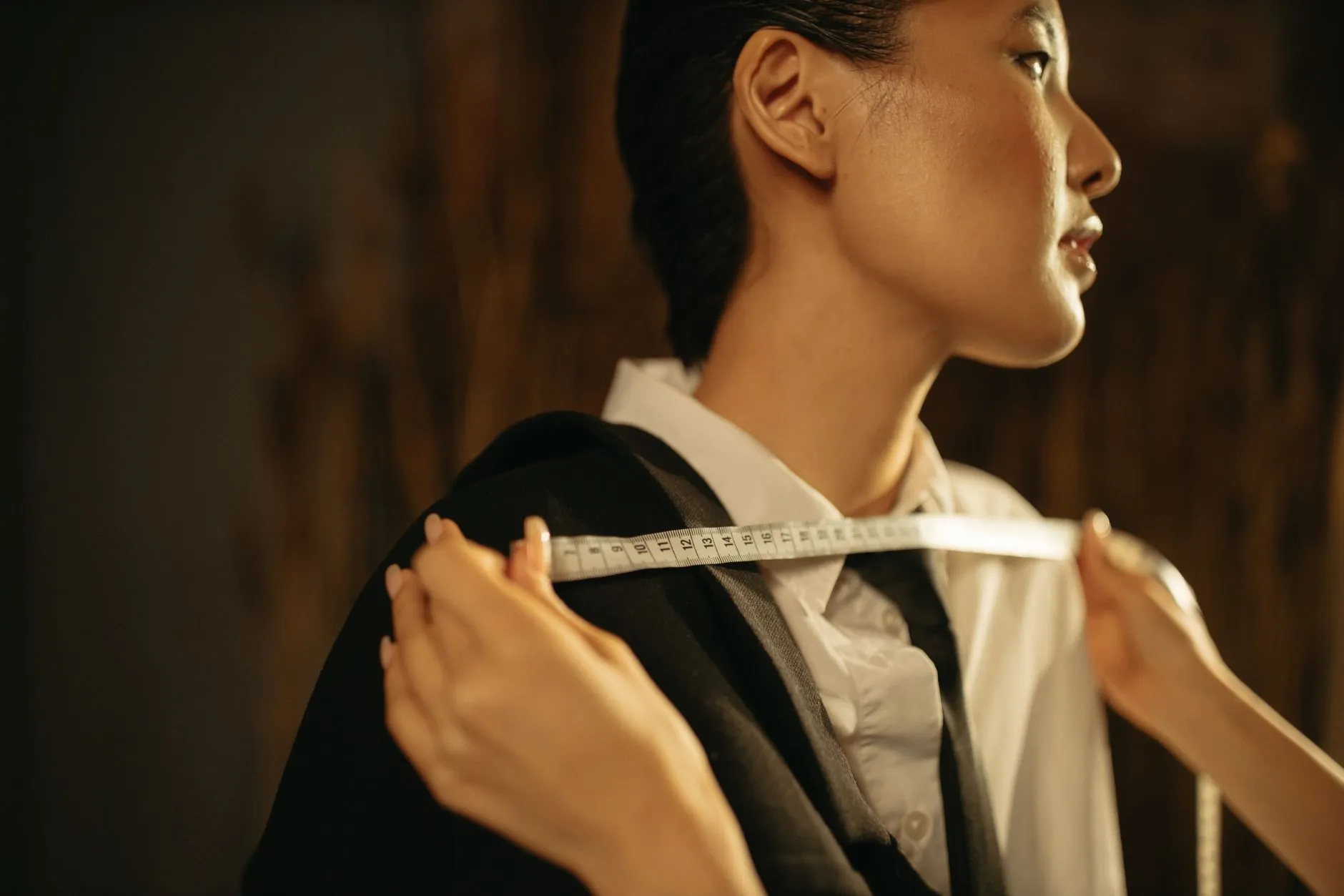 学校调音台与功放机选型指南：匹配教学场景的音频设备方案正文配图 1